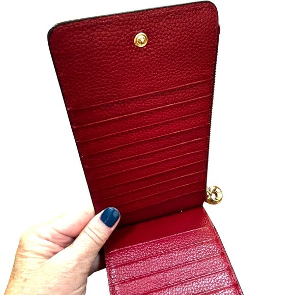 Slim red pebbled leather card wallet snaps closed zipper coin pocket cash slot - Picture 7 of 8